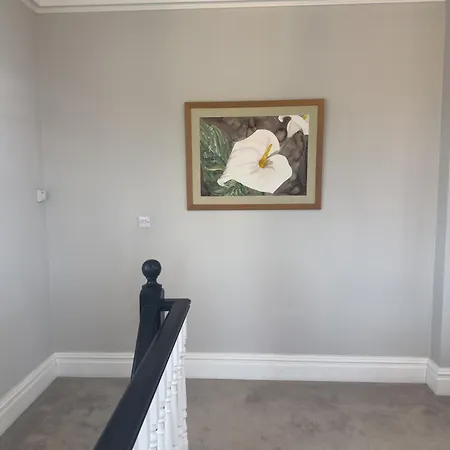 Sauna, Cinema Room, Parking Bars & Dining Nearby Holiday home